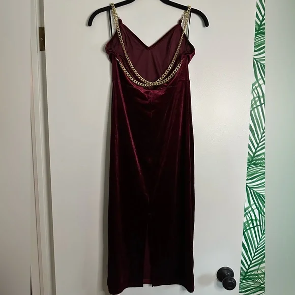 SHEIN Velvet Strappy Midi Dress in Deep Burgundy (NWT) - Picture 6 of 8